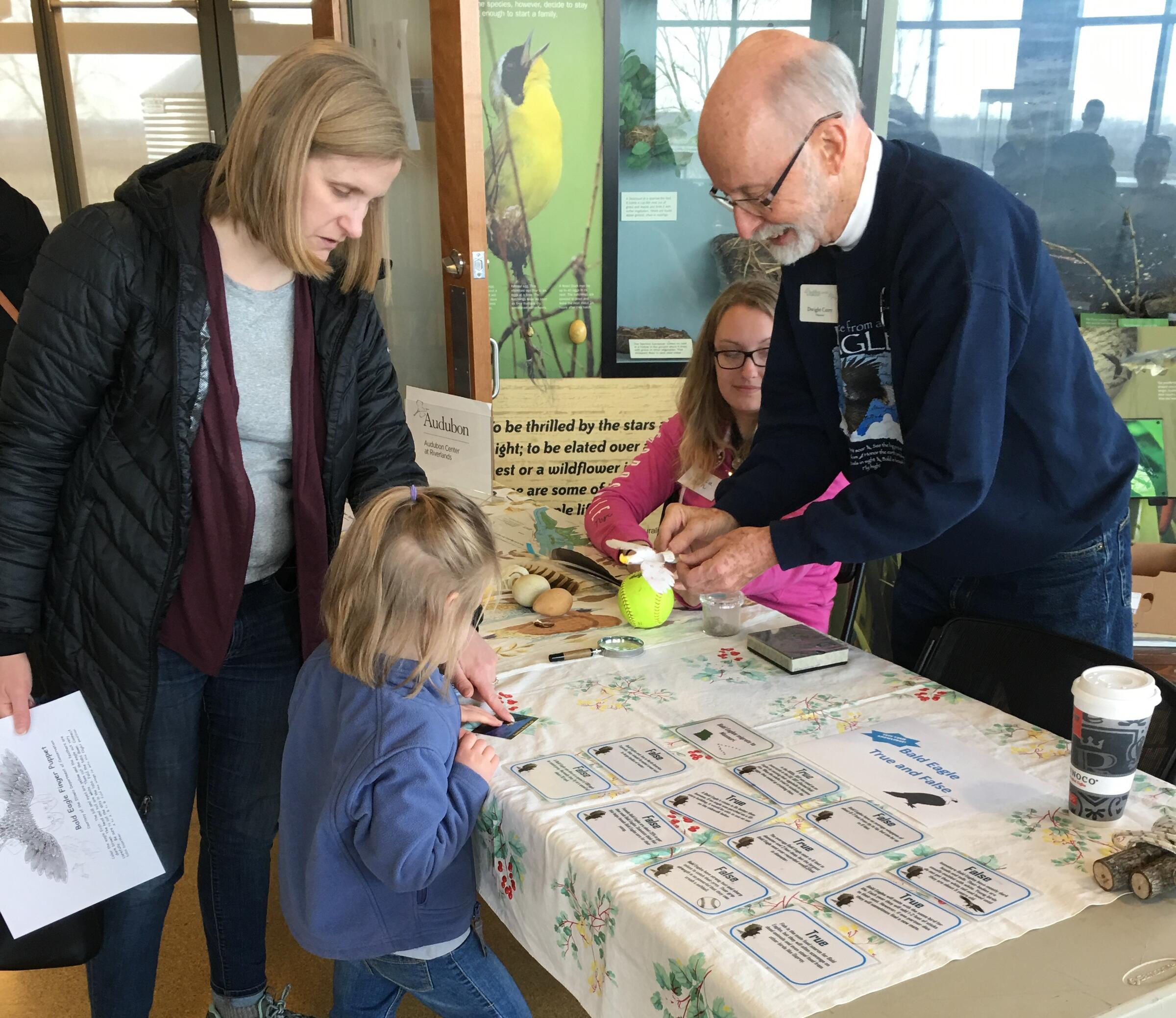 Volunteers - Center for Puppetry Arts